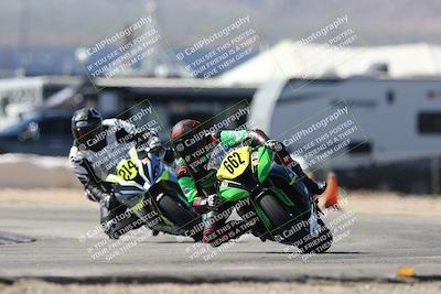 media/Oct-05-2025-CVMA (Sun) [[beeef4f201]]/Race 5-Amateur Supersport Open (Holeshot)/